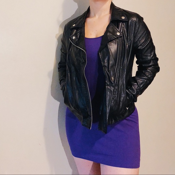 Body-Con Dress (Fits Small-Medium) - Picture 2 of 6